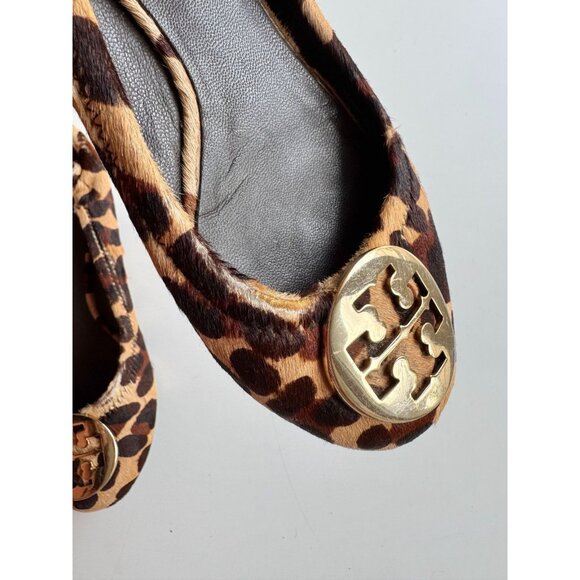TORY BURCH Reva Leopard Calf Hair Leather Gold Medallion Ballet Flats, Size 9 - Picture 6 of 15
